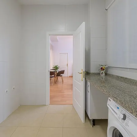Wintowinrentals Centrico, Elegante Y Silencioso Malaga Exterior photo